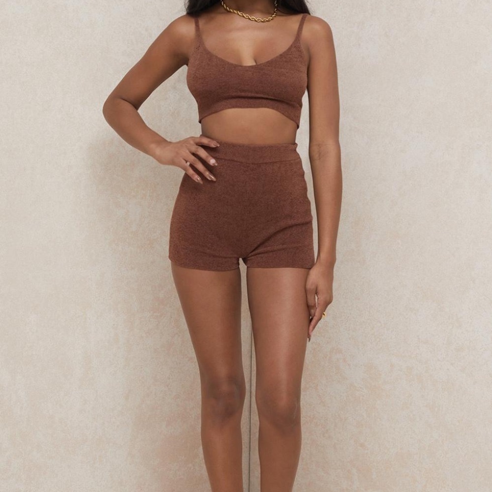 House of CB Women’s Loungewear Chocolate Fluffy Knit High Waisted Shorts Size M